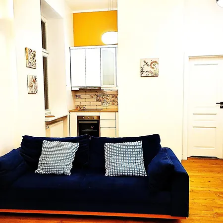 Historic Heart 1890 Charm On Kepna Port Praski Appartement