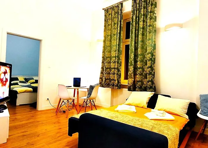 Historic Heart 1890 Charm On Kepna Port Praski Appartement