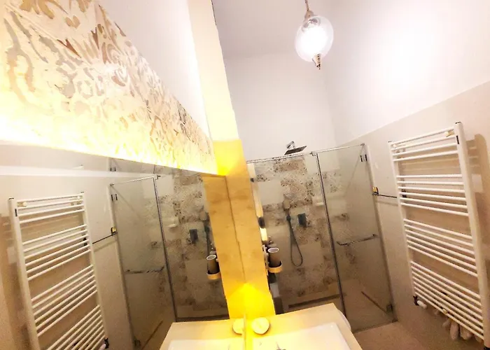 Historic Heart 1890 Charm On Kepna Port Praski * Varsovie